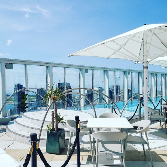 Meet your Posher, Melissa - Picture 1 of 1